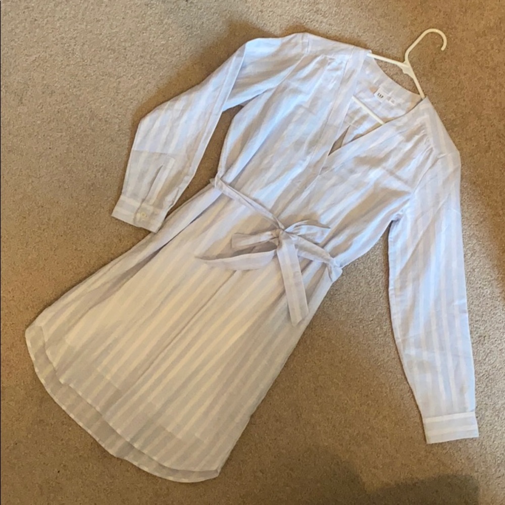 GAP XS maternity dress with cotton slip
